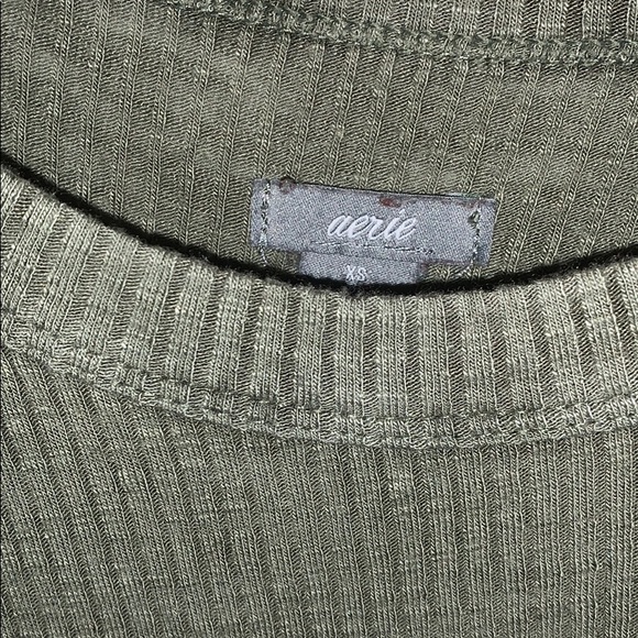Aerie top~ size XS - Picture 2 of 3